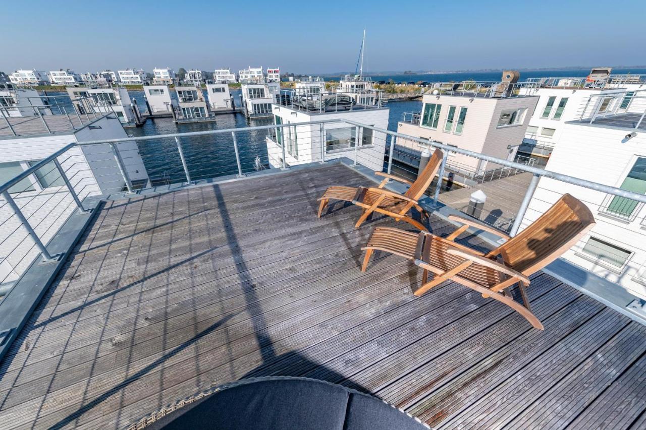 Schwimmendes Haus 10 Grad Ost Vila Olpenitz Exterior foto